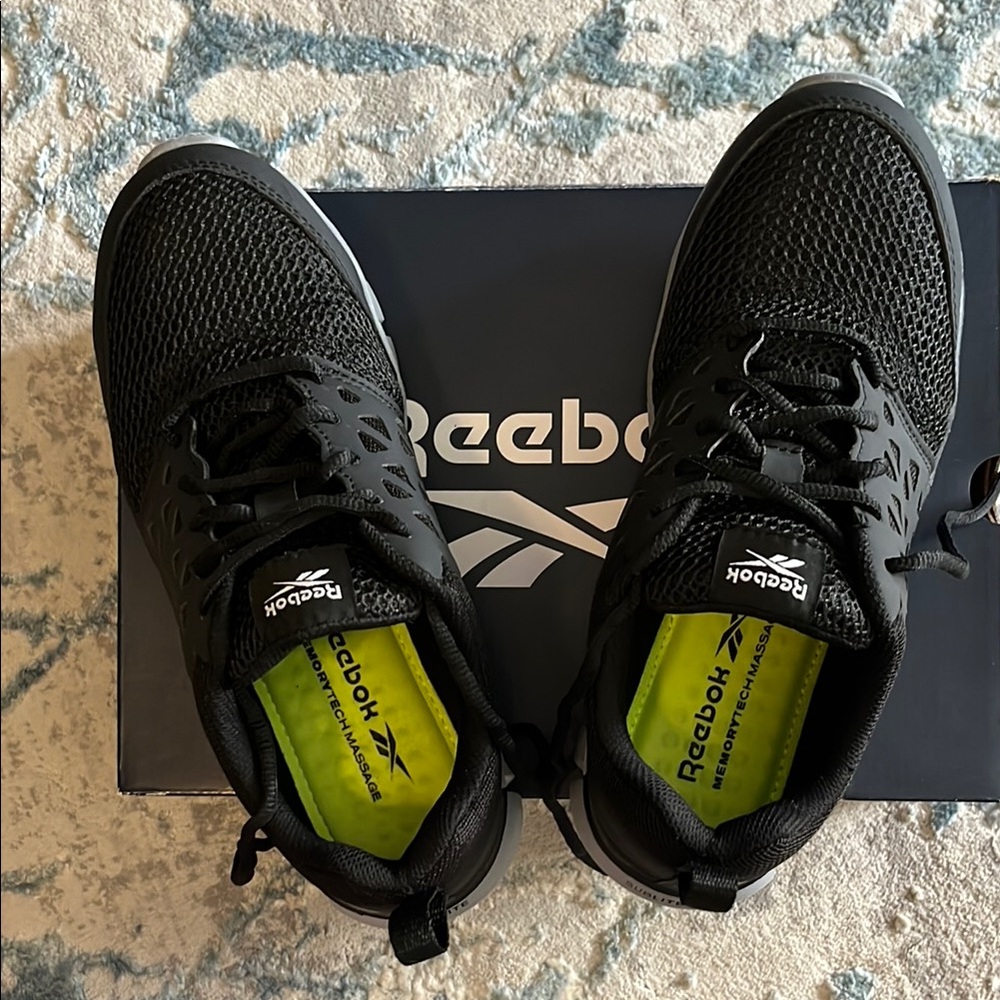 Reebok Unisex Black Athletic Super Comfortable Work Shoe - Picture 3 of 4